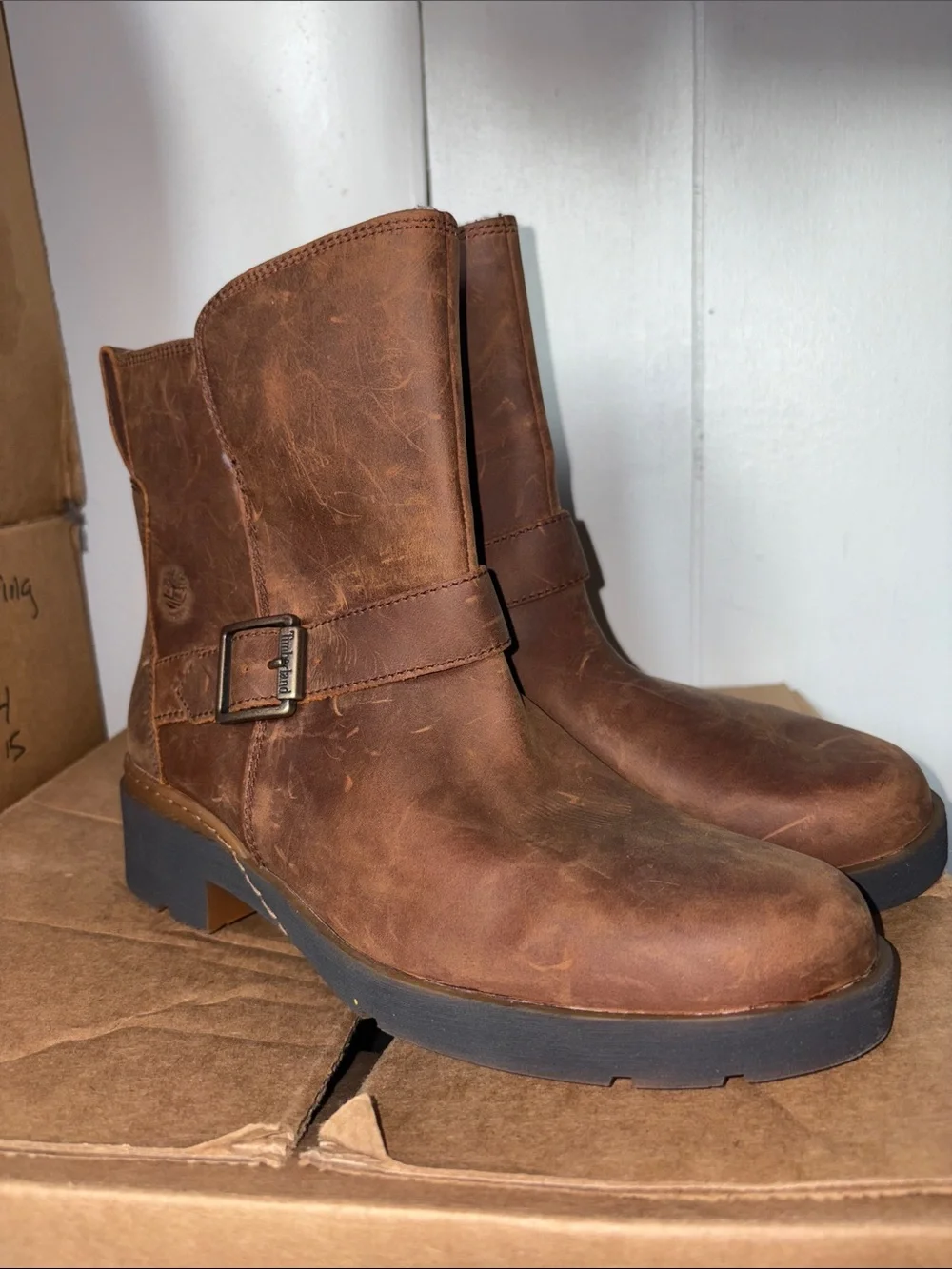 Timberland Women's Chestnut Brown Leather Ankle Boots with Buckle size 8